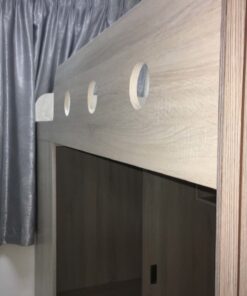 客人在睡房的訂造傢俬有: 上床下衣櫃+書枱/ 組合床/上下床/碌架床/L形床/雙層床