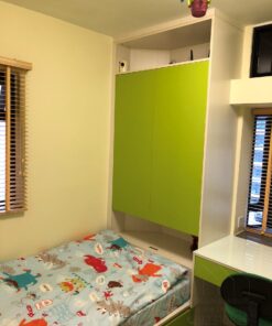 客人在睡房的訂造傢俬有: 睡房/ 睡房貯物櫃/ 衣櫃/ 檯/ 書檯