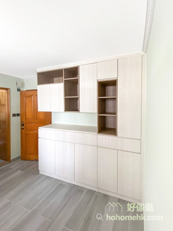 客廳C字櫃, 組合層, 儲物櫃, 以淺木色取代白色令空間更溫暖