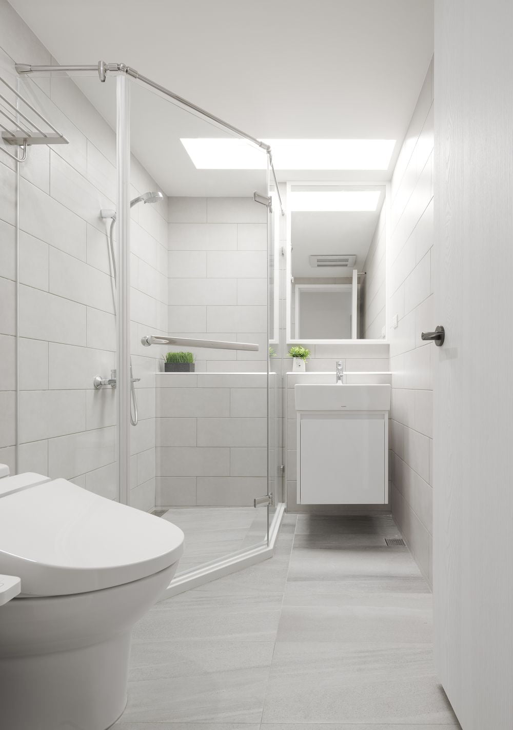 純白設計的浴室櫃, 清爽整潔