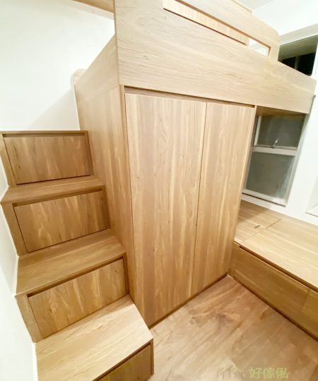 淺木系色調的碌架床/上下格床設計，猶如與大自然融為一體，令空間感覺寬敞舒適