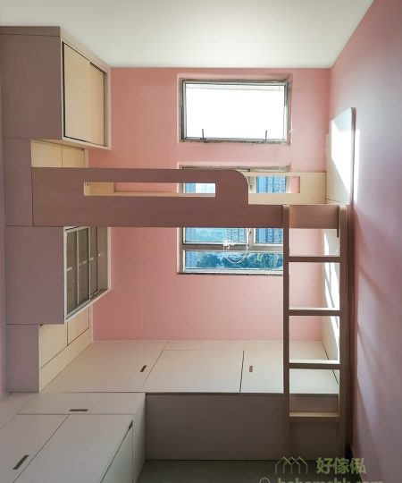 不想空間過於幼稚的話，可選擇分段式搭配，即是以粉紅色作主調，再配襯米色或白色作為輔助色，讓粉色房間增加設計感，也稍稍降低粉紅色的耀眼度，更適合現代家居的氛圍