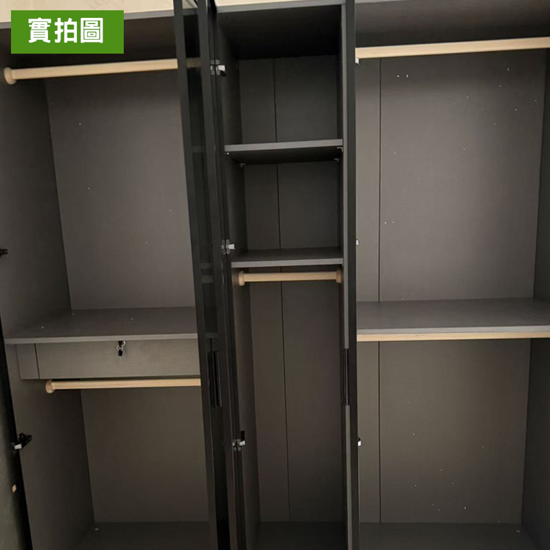 衣櫃實拍圖