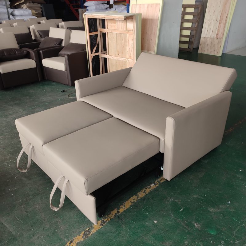 1.35米梳化床實拍照，卡其色貓抓皮梳化+cushion (仁益1976-11)