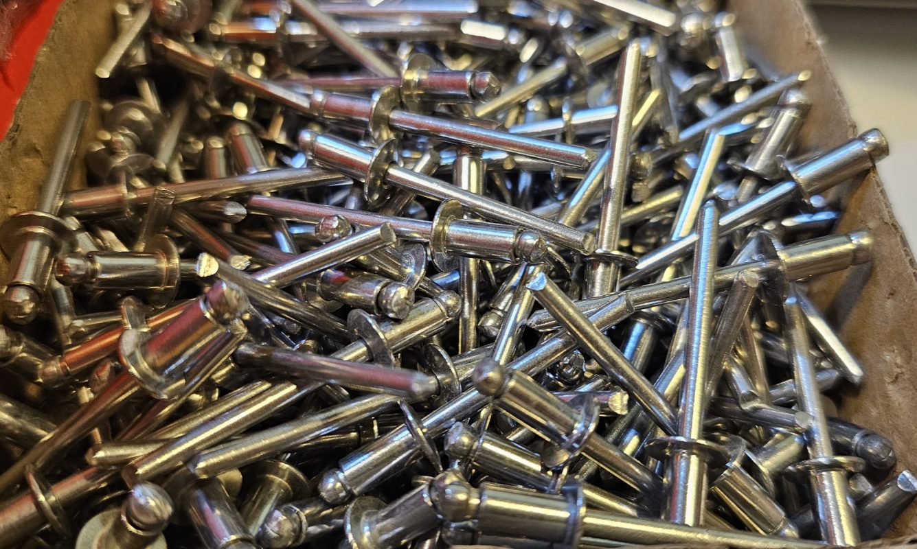 鋁窗配件，全不銹鋼拉釘