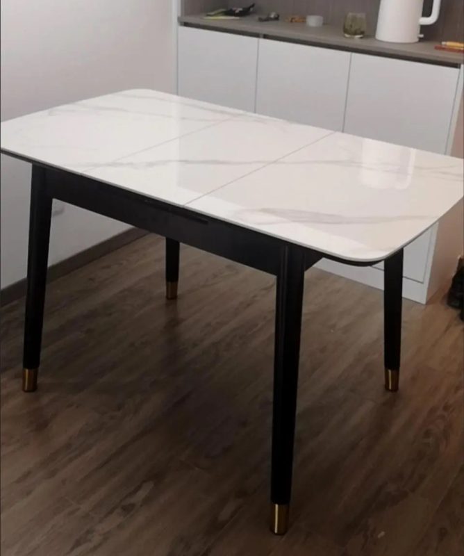 客人回圖：亮光雪山白岩板+黑腳