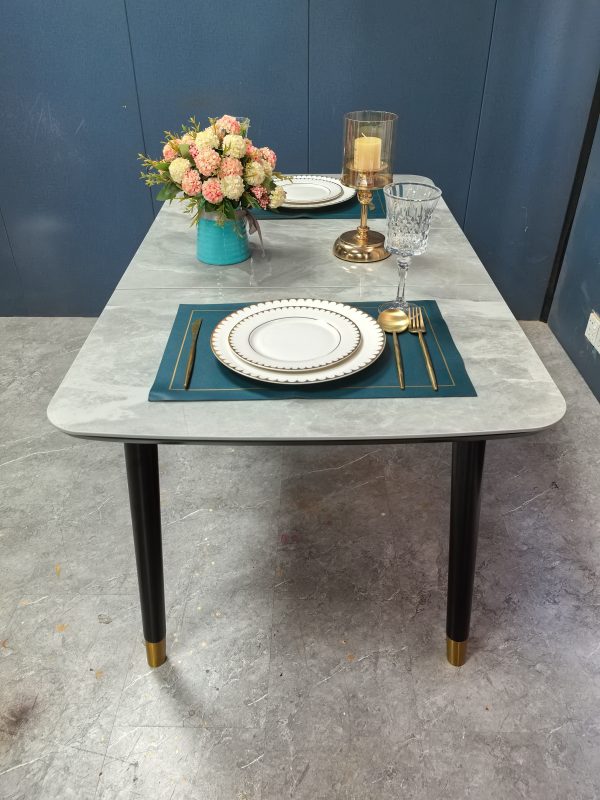 工廠實拍: Lillian實木岩板餐枱，收起0.9米，打開1.2米長，亮光意大利灰岩板，配黑腳