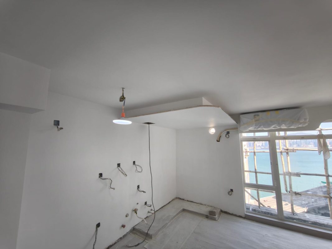 城市花園全屋剷底批灰油油完成！